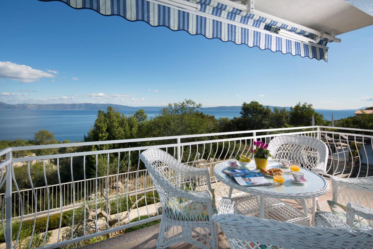 Villa Bella Vista - Apartments Лабин Екстериор снимка